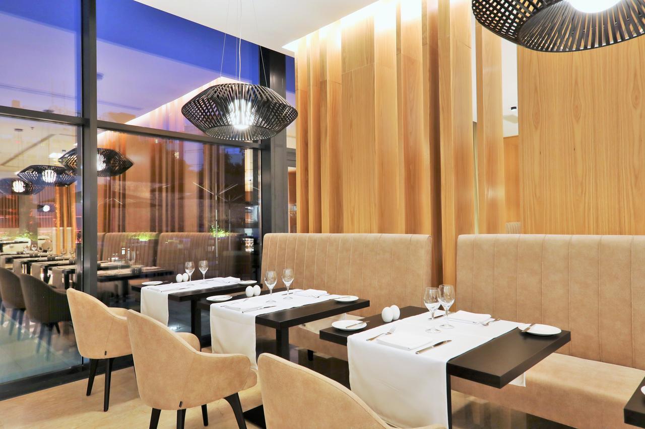 Iberostar Selection Lisboa Otel Dış mekan fotoğraf Restaurant interior