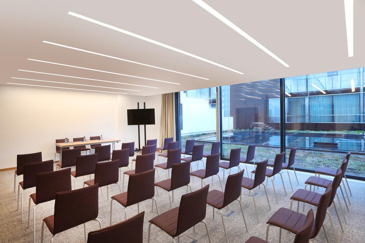 Iberostar Selection Lisboa Otel Dış mekan fotoğraf The interior of the conference centre