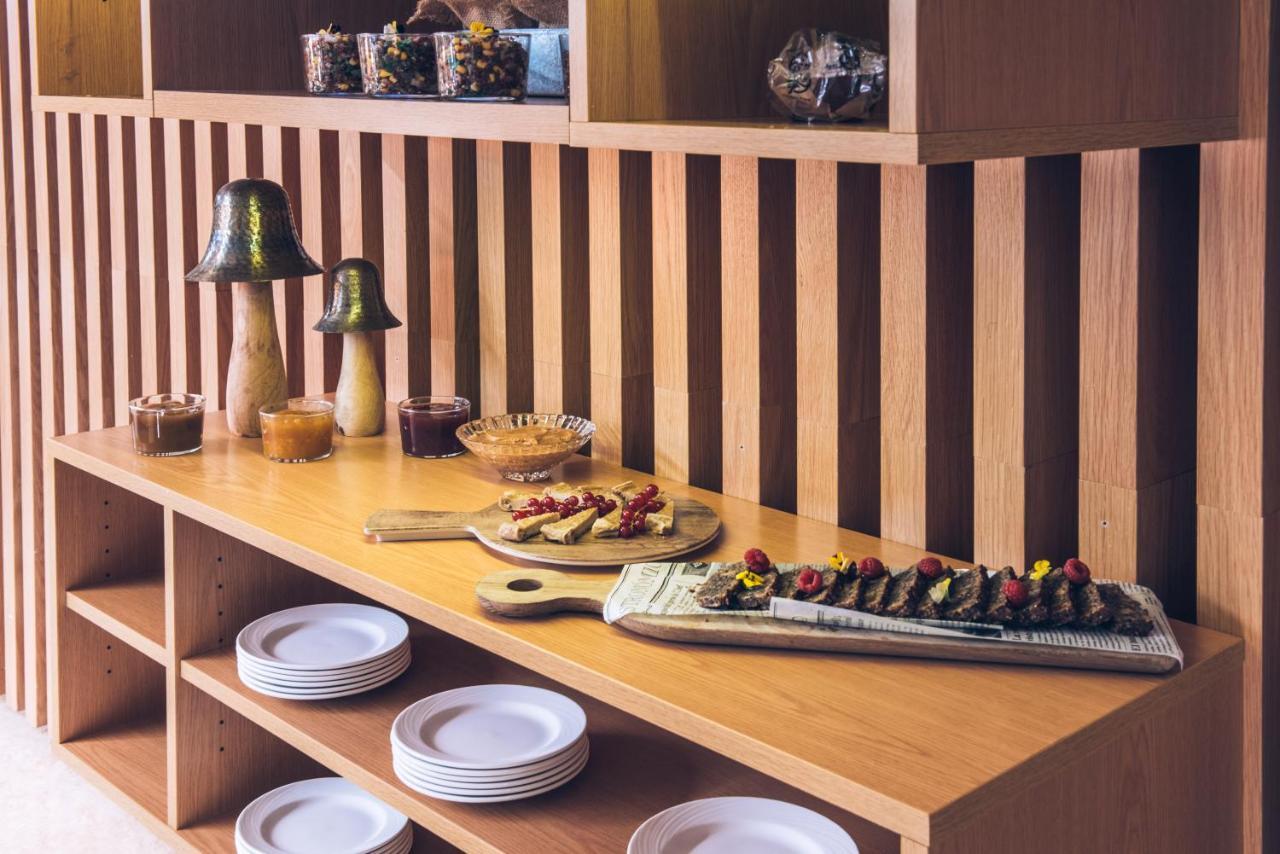 Iberostar Selection Lisboa Otel Dış mekan fotoğraf A buffet
